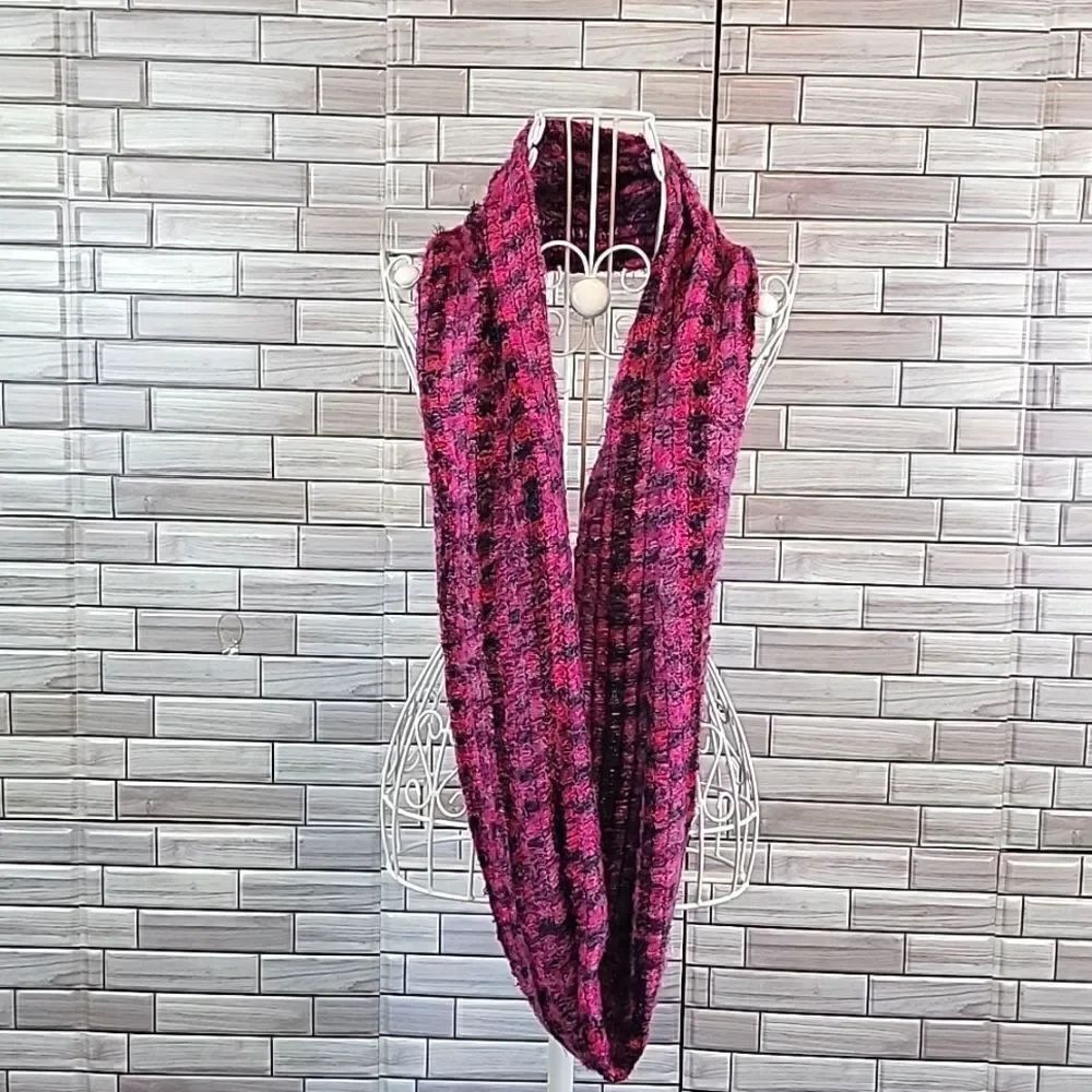 Unbranded fuscia and black infinity scarf One Size